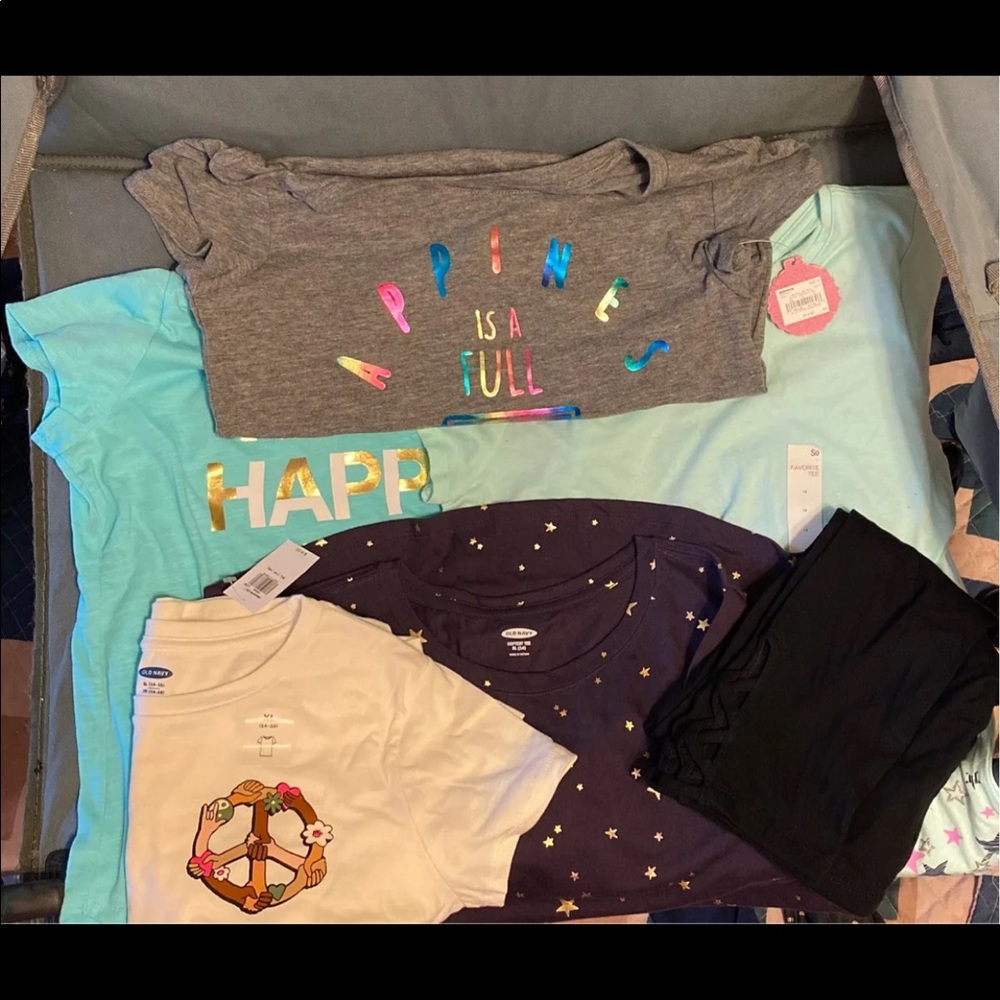 Girls new clothes lot with free leggings!